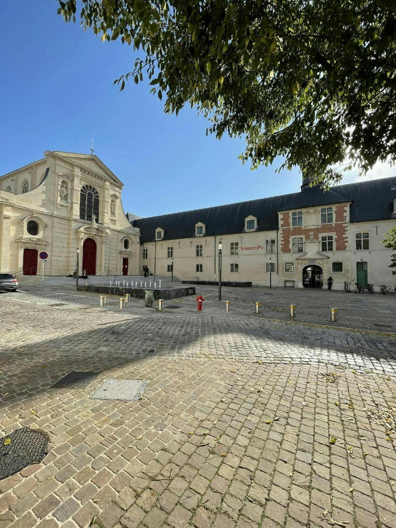 Le Saint Julien 2 - Basilique Apartment Reims Exterior photo